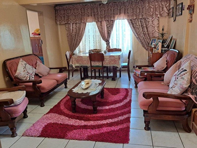 3 Bedroom Property for Sale in Lemoendraai Northern Cape